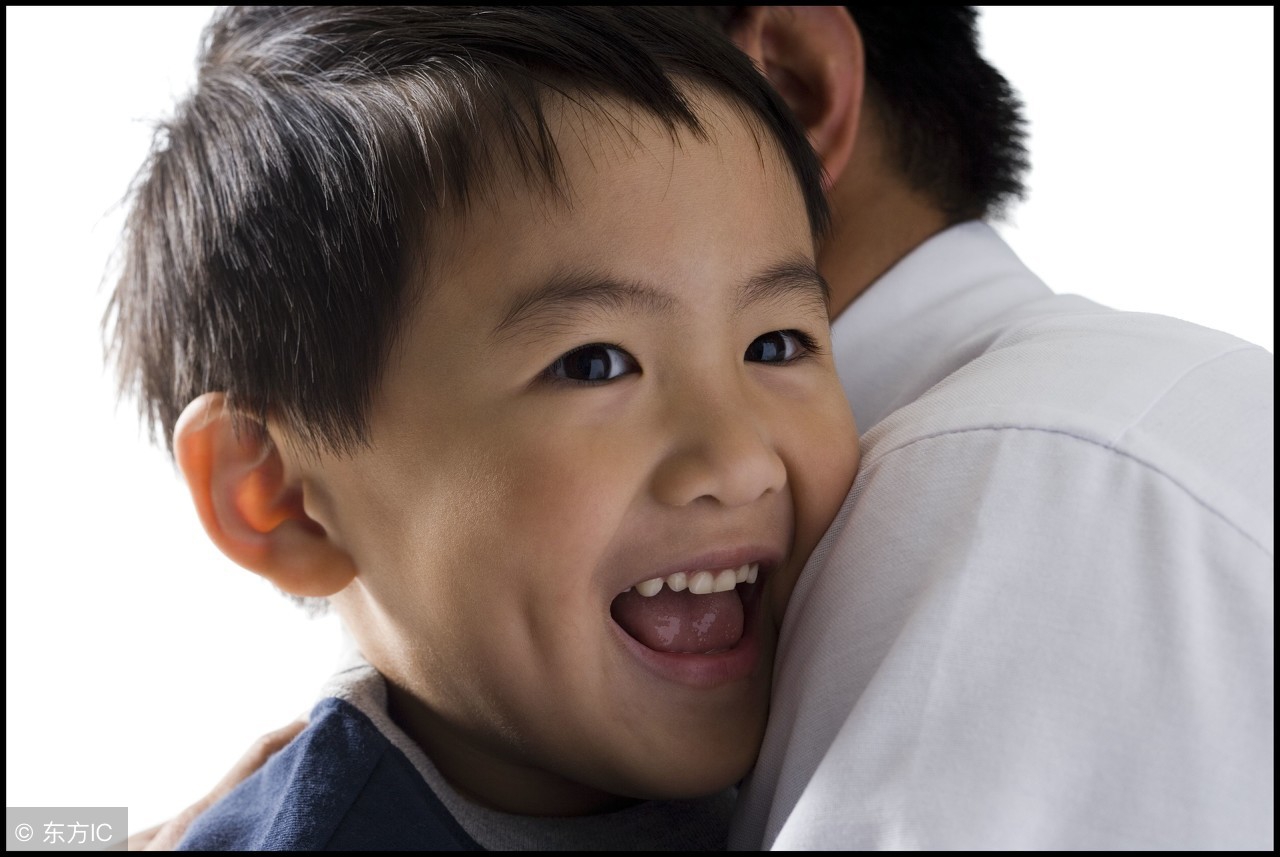 初三男孩被同学欺侮怎么办,孩子被欺负脱裤子咋办