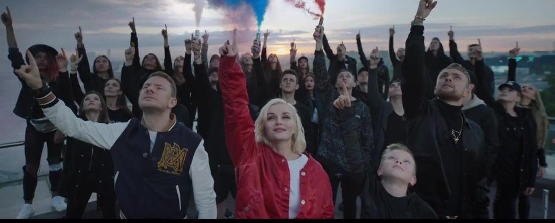 足球各届主题曲,足球世界杯主题曲gogo