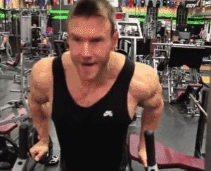 胸肌太大了穿不上衬衫,胸肌太大衬衣扣不上