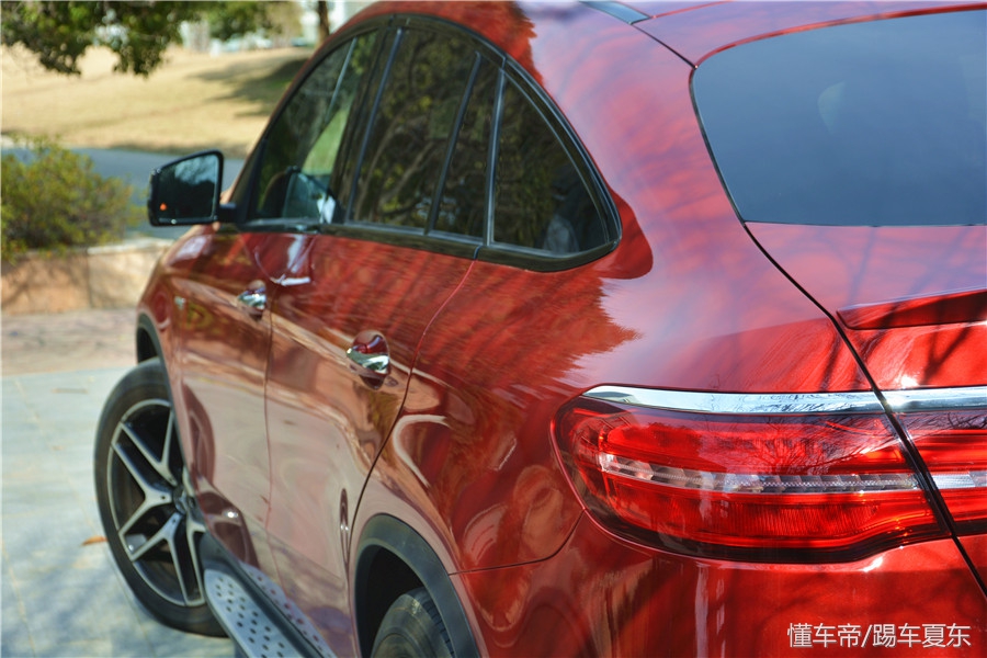 奔驰glcamg43coupe石墨灰,2019奔驰gleamg43coupe