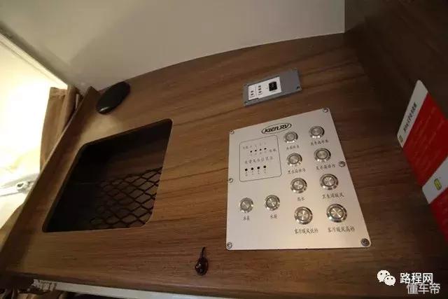 最新凯伦宾威双拓展房车价格,进口依维柯凯伦宾威二手