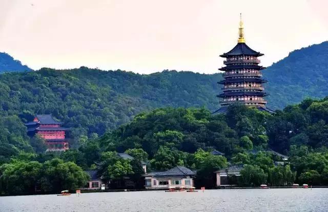 中国十大高佛塔,中国历史最悠久的藏式佛塔