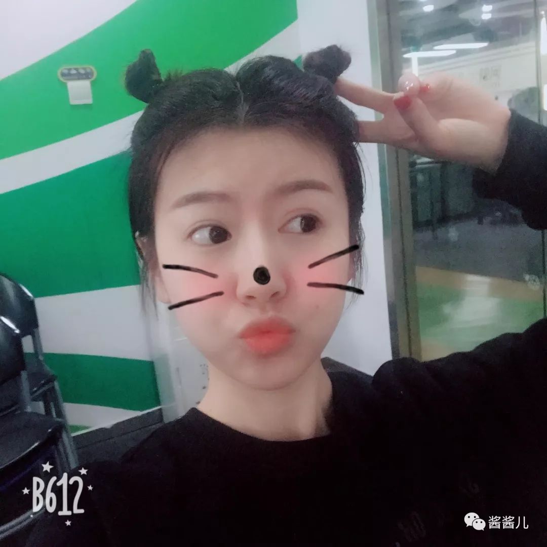 我用过敏、痘痘、水光针的脸，测评了4款“网红”面膜