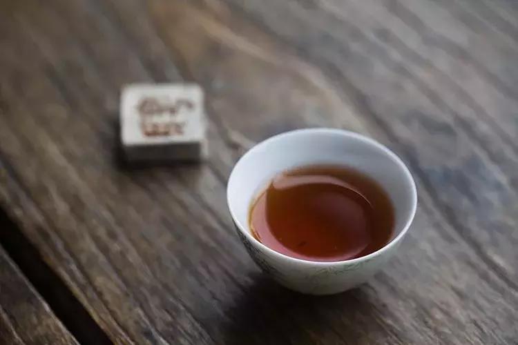 喝茶其实也可以很简单哦,喝茶简单轻松小技巧