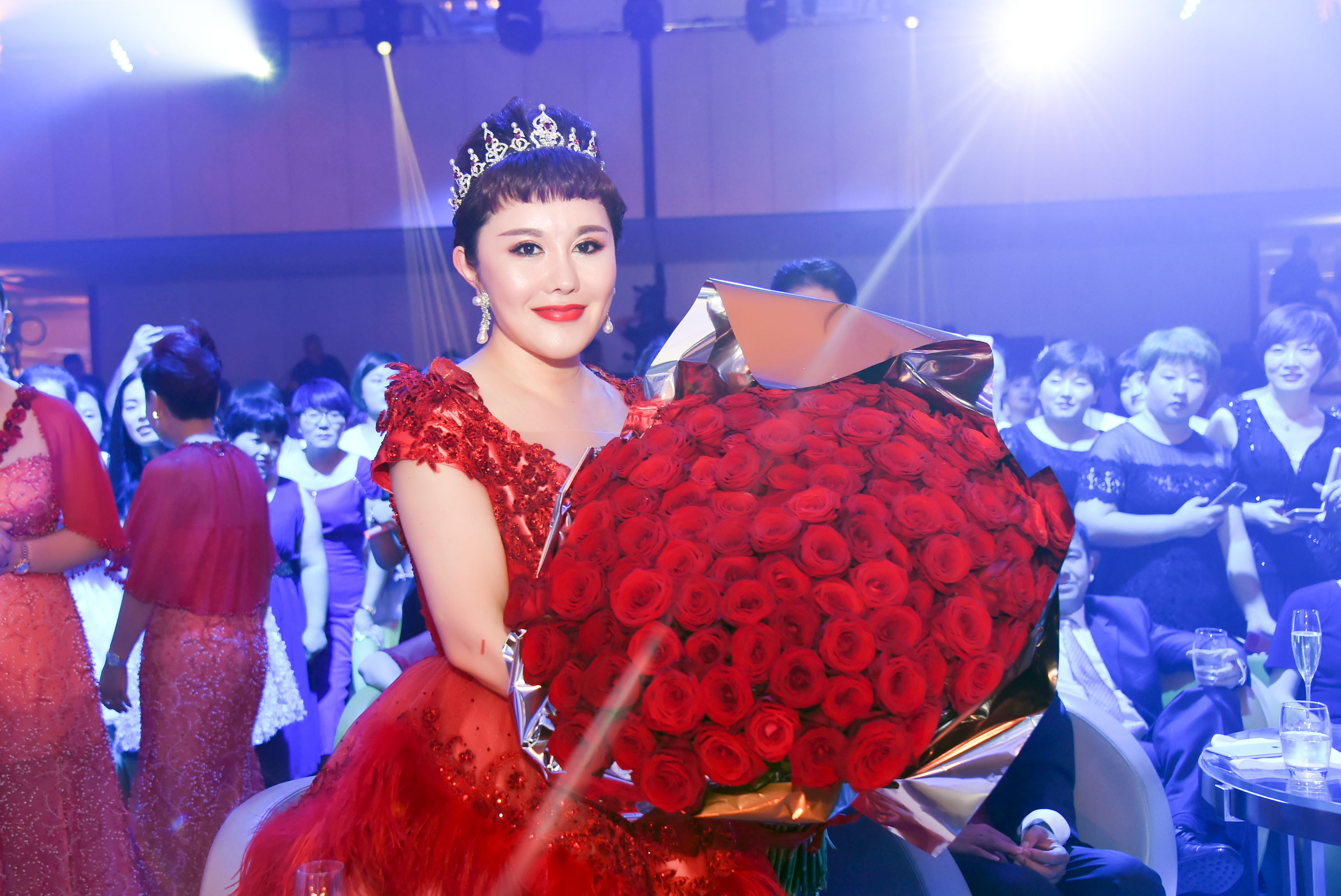 莎蔓莉莎创始人庄玲光头照片,莎蔓莉莎庄玲最新动态