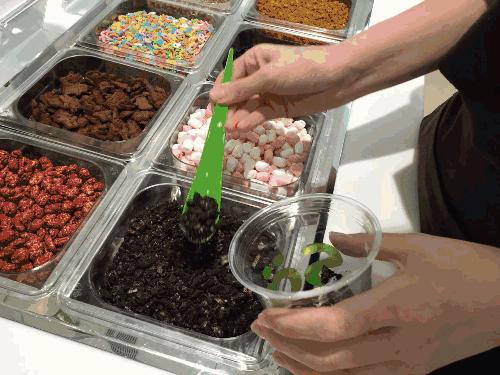 一杯酸奶大概多少元,一杯冰牛奶卖多少