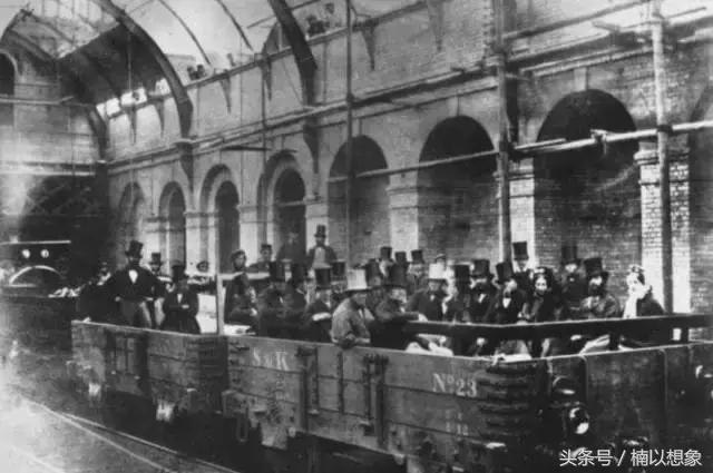 希拉里和本拉登合影,希拉里本拉登