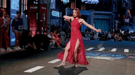 七岁小孩跳街舞很酷的感觉 (小孩喜欢跳的街舞又简单又好玩)