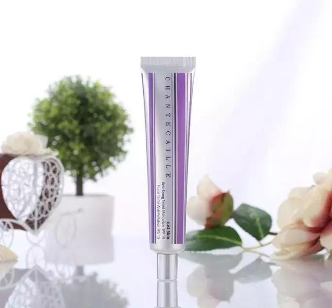 大油皮选择什么样平价粉底液,选粉底选比自己白的还是自然的