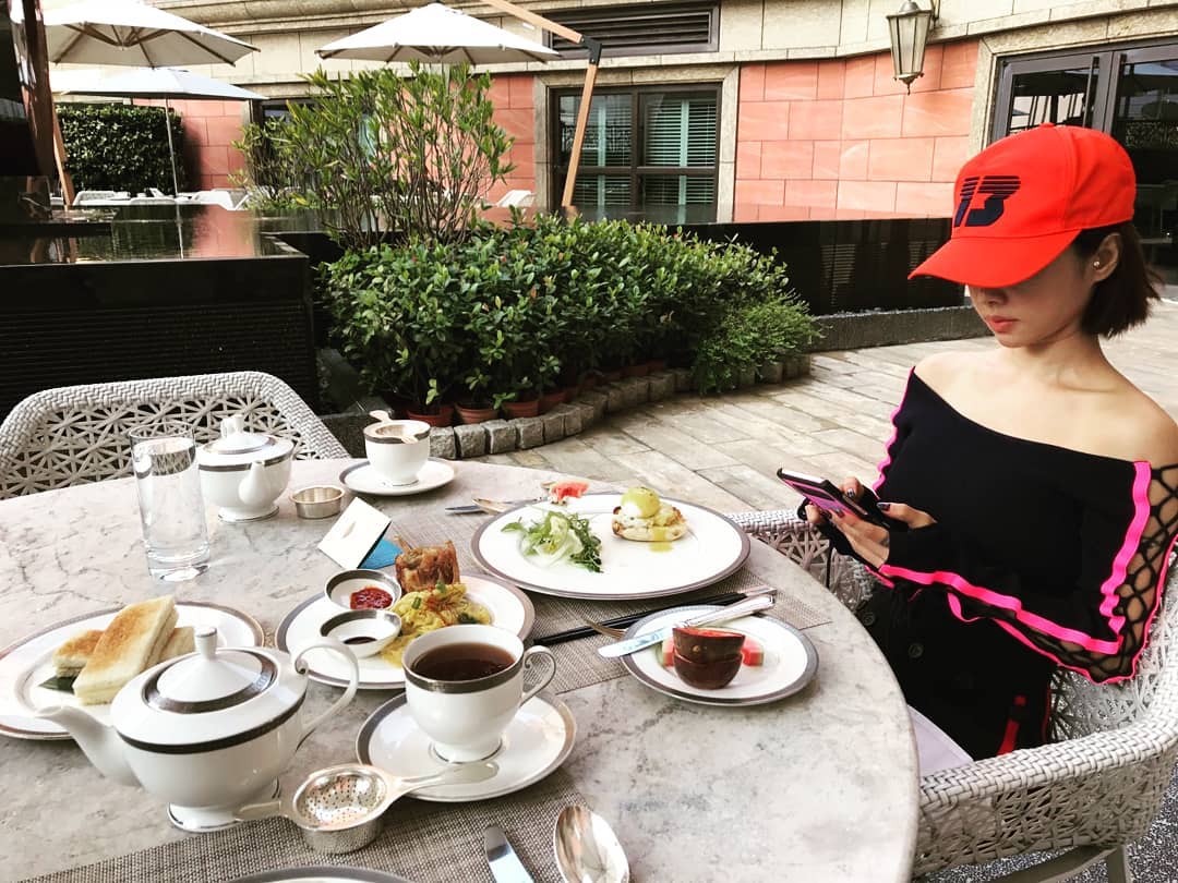 FENTYPUMABYRihanna最新系列来袭，蔡依林又抢先穿了！