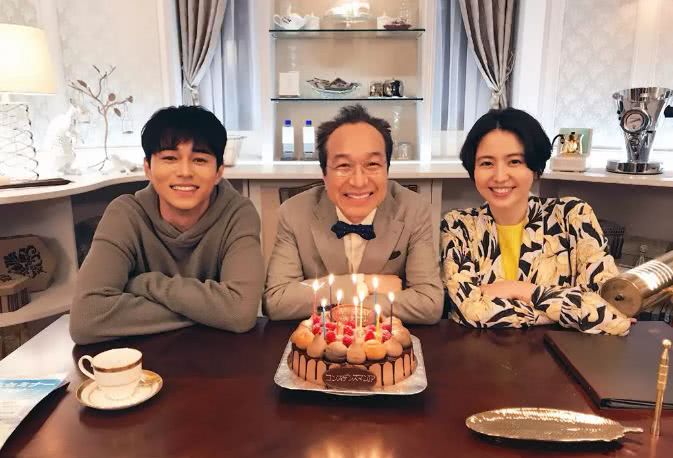 苍井空又出新作品了，这一次的人设华丽的转身