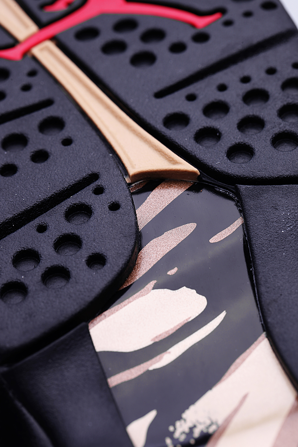 猫头鹰与飞人的绝唱？JORDANBRANDXOVO