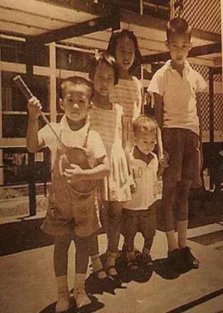 黄家驹不羁的风,放荡不羁爱自由是黄家驹的哪首歌