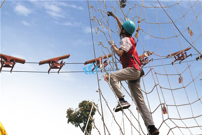 成都拓展训练领航，助你成就未来！