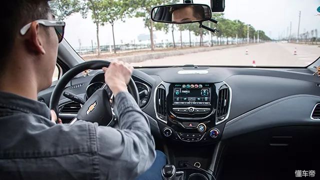 2023款科鲁兹顶配值不值得买,新款科鲁兹2023年的还值得买吗