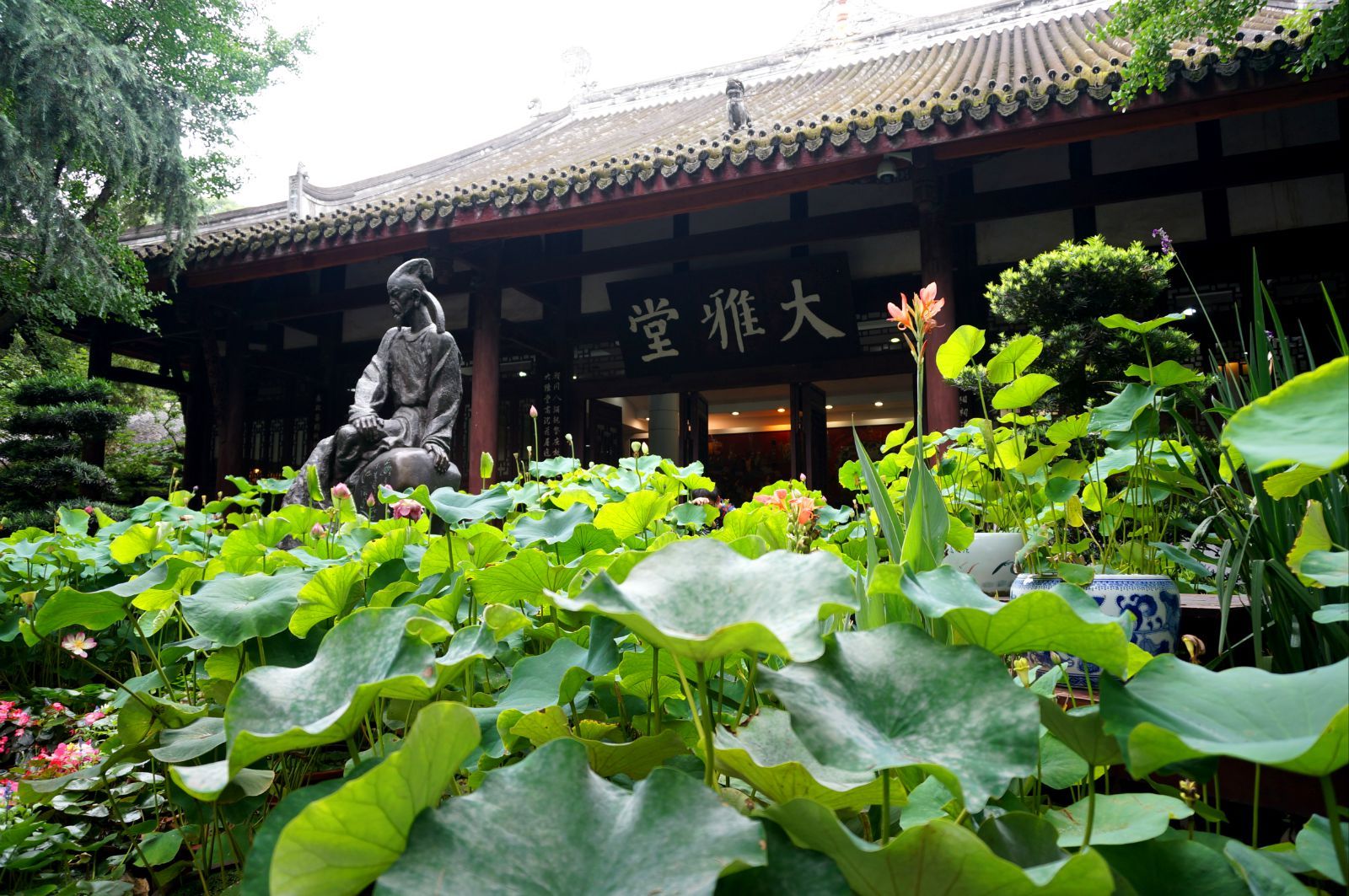 唐朝诗人杜甫的最有名的十首诗,诗圣杜甫个人简介