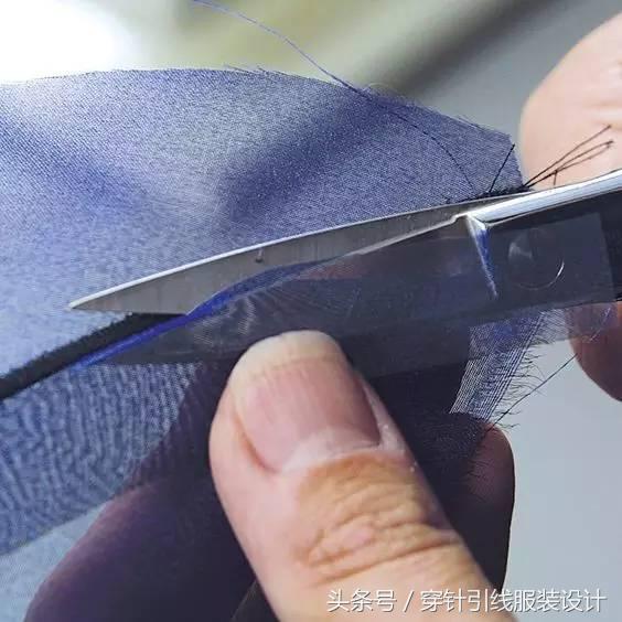 要怎样成为一个合格的服装设计师,如何才能成为国际顶级服装设计师