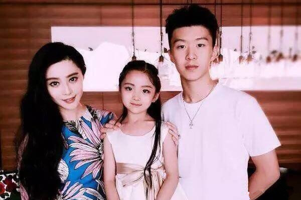 范冰冰美妆收入,范冰冰年收入过亿成广告女王