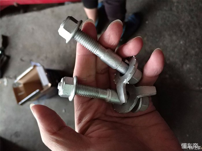 闆ㄧ嚂鍗囩骇鍒硅溅,鏂版闆ㄧ嚂鍒硅溅