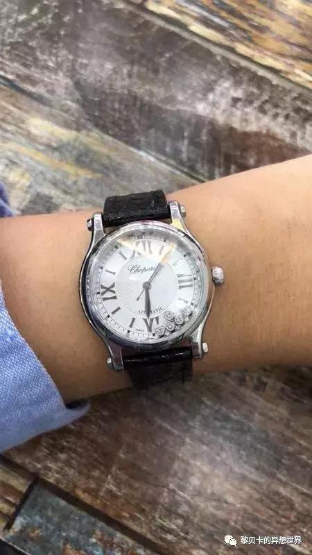 戴表和不戴表的对比照,男生戴表和不戴表有什么区别