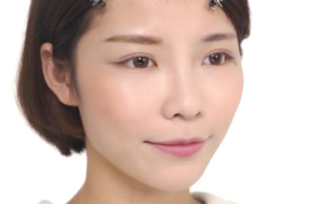 眉笔颜色怎么选好看,眉色偏淡用什么颜色的眉笔好