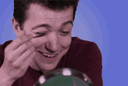 听说男生爱化妆就很基？那你真的图样图森破！