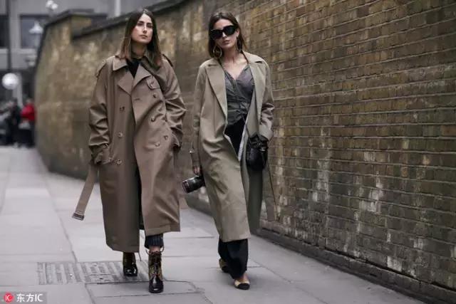 风衣不用多就只买这样一件经典的就可以穿的潮流又时髦了