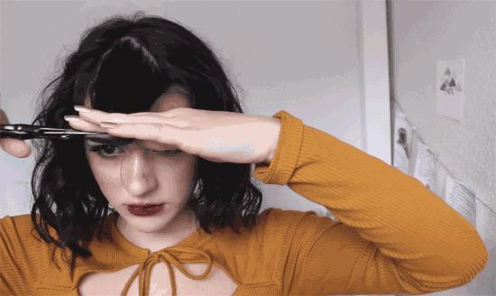 没刘海显凶怎么办,没有刘海尴尬期怎么处理简单好看