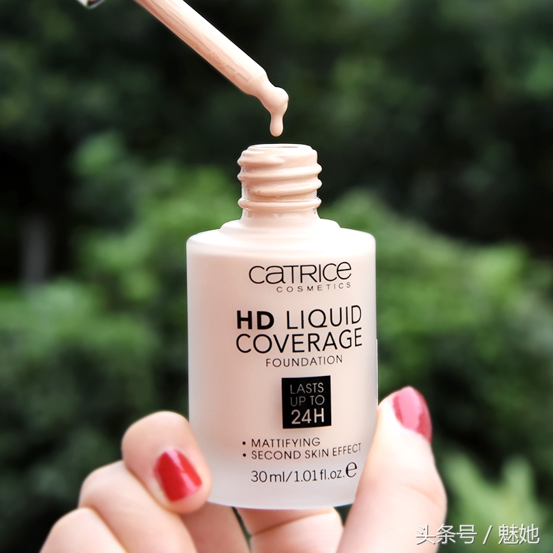 油皮亲妈粉底液秋冬平价测评,适合混干皮夏天的大牌粉底液