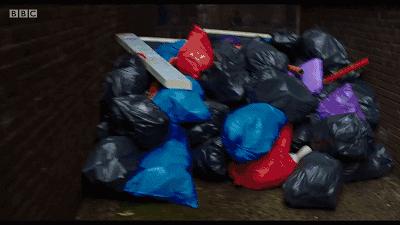 这部神剧告诉我们，中国青春片的问题真不在堕胎