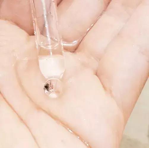 从入门级到贵妇级精华种草心得,从入门到高阶最全护肤步骤