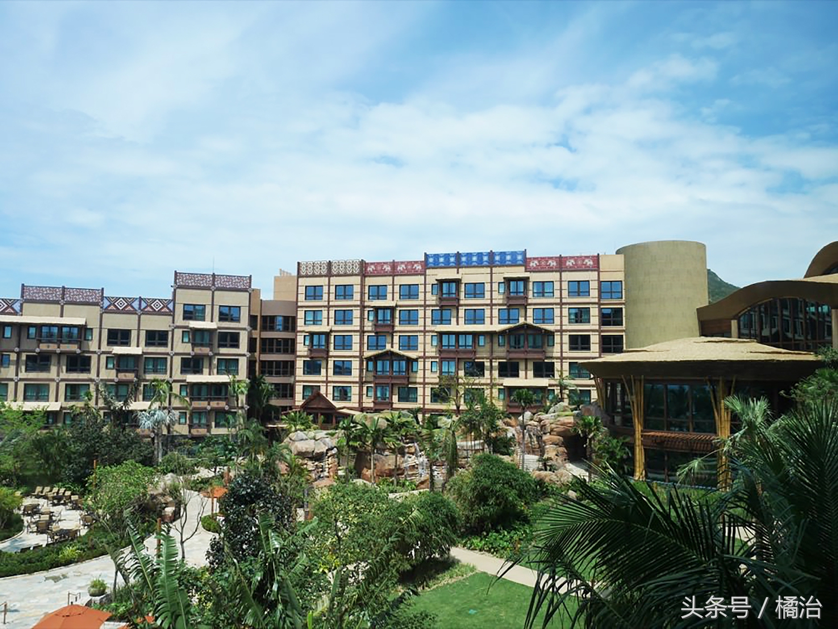 去香港迪士尼入住体验,香港迪士尼探索家酒店游泳池