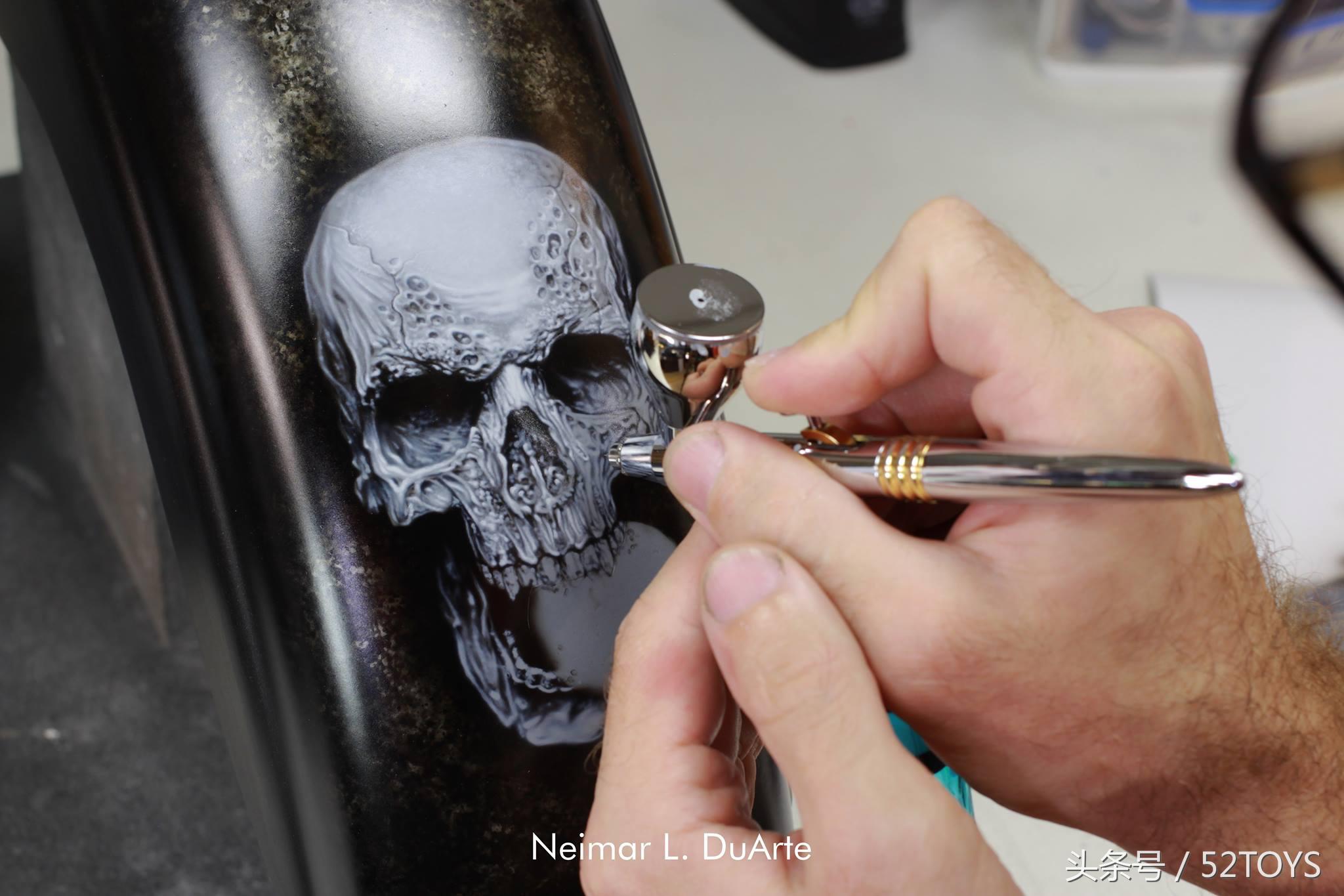 汽车彩绘的匠人让你不敢相信自己的眼睛