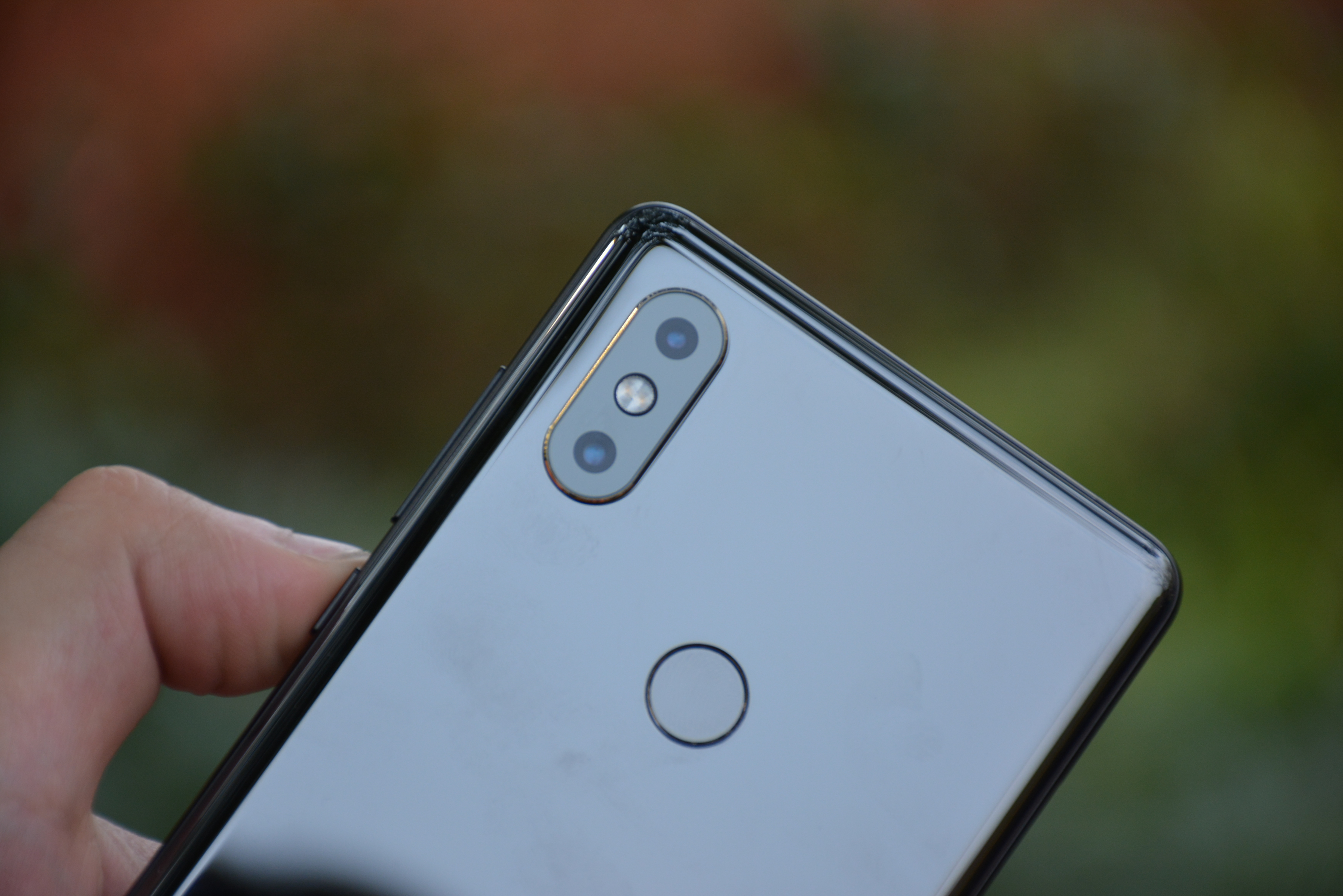 现在小米mix2s值得买吗,小米mix2s现在值得入手吗