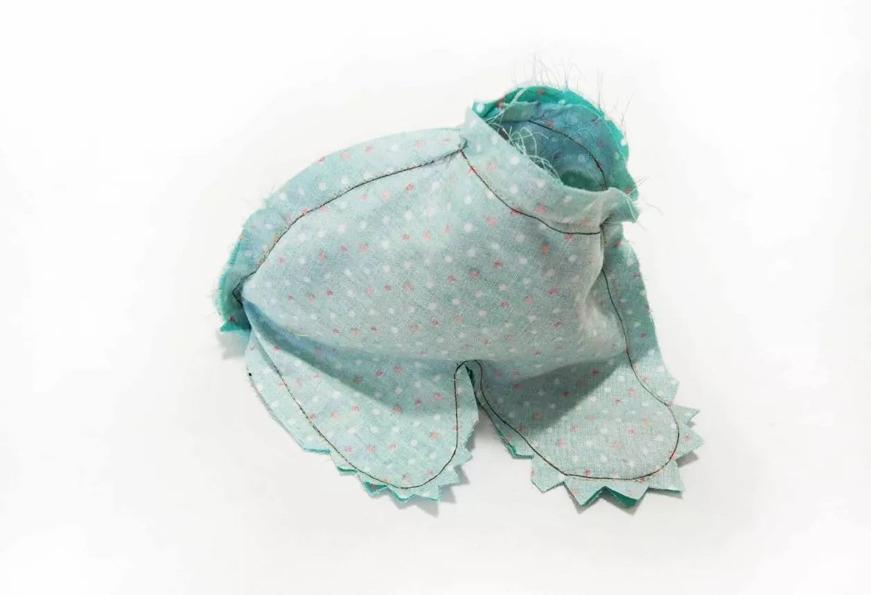 做狗狗玩偶的教程,怎么样用狗狗的毛做一个小型玩偶