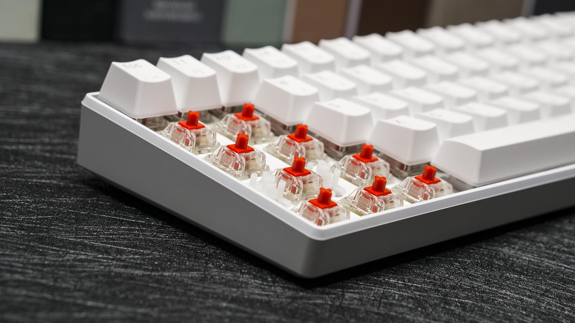 cherry键盘红轴推荐,cherry键盘红轴是最好的吗