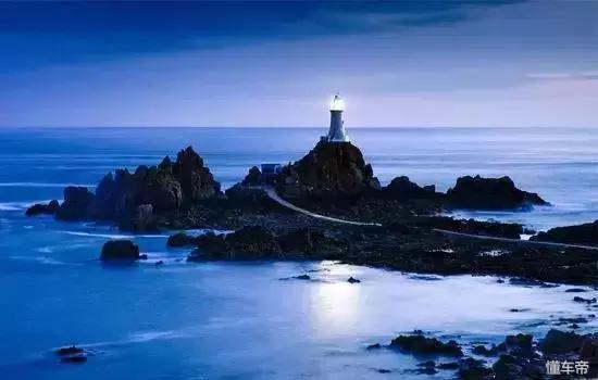 别再被骗了，“国际驾照”竟然都是伪造的，违规的！