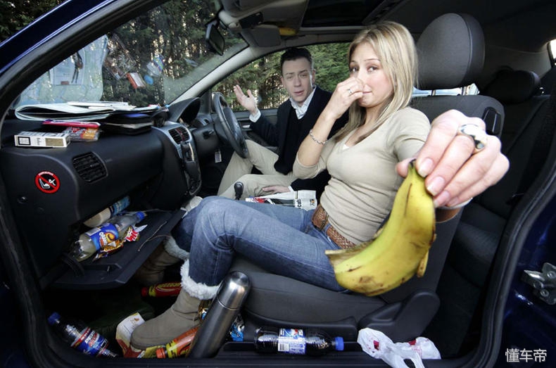 车内夏天异味大冬天异味小,车内异味去除小妙招