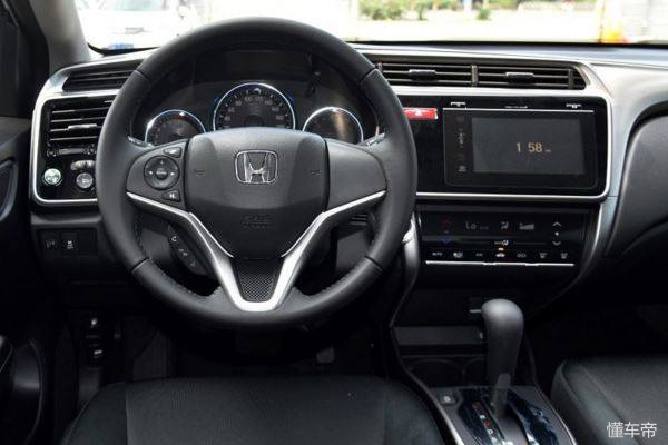 2018款本田锋范自动挡车的缺点,本田锋范2010自动挡新车价格