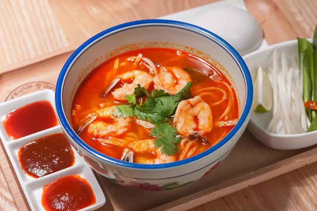 放弃法国巨额财产的法籍华裔回到上海，只为追求做出美食的梦想！