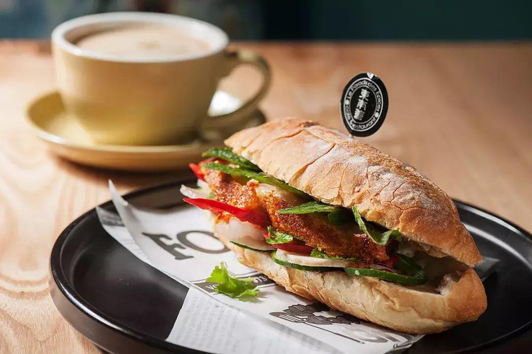 放弃法国巨额财产的法籍华裔回到上海，只为追求做出美食的梦想！