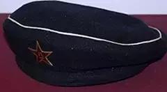 无檐军帽,无檐帽女军官