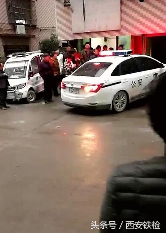 因小纠纷16女孩被15岁朋友刺5刀,16岁高中少年水果刀刺死父亲