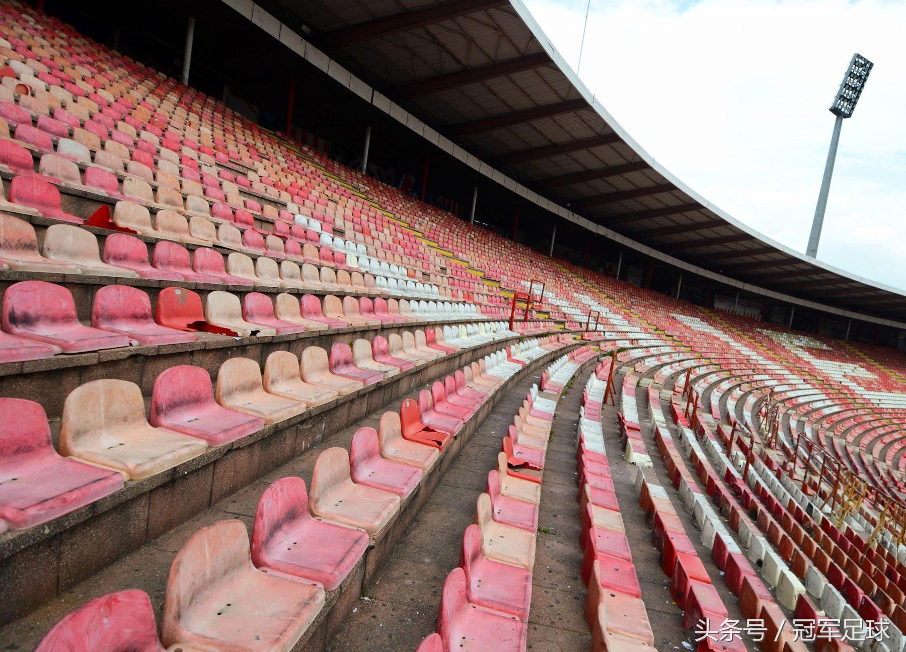 曾经辉煌的罗马尼亚足球,多次拿到欧冠冠军的球队