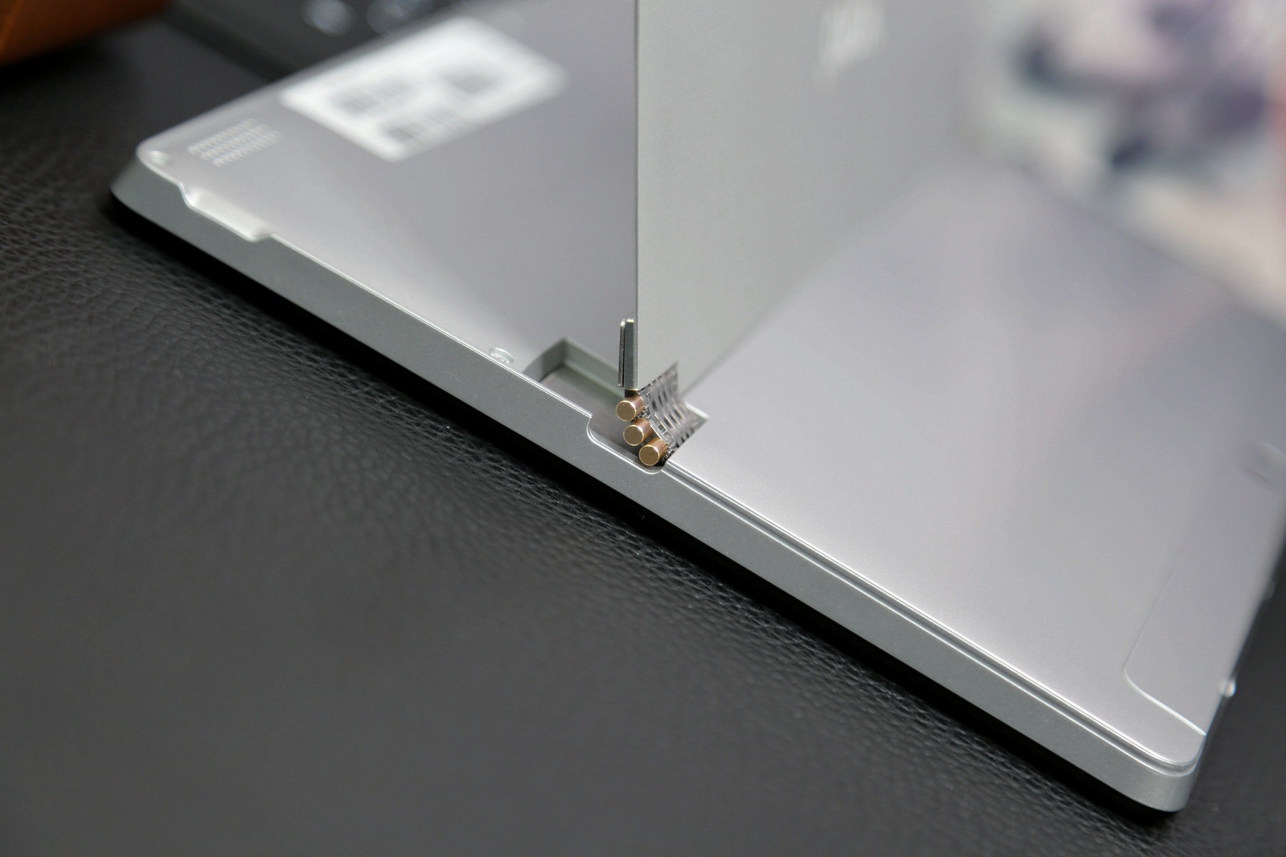 随身而行的移动办公室—VOYOi8MAX办公平板电脑