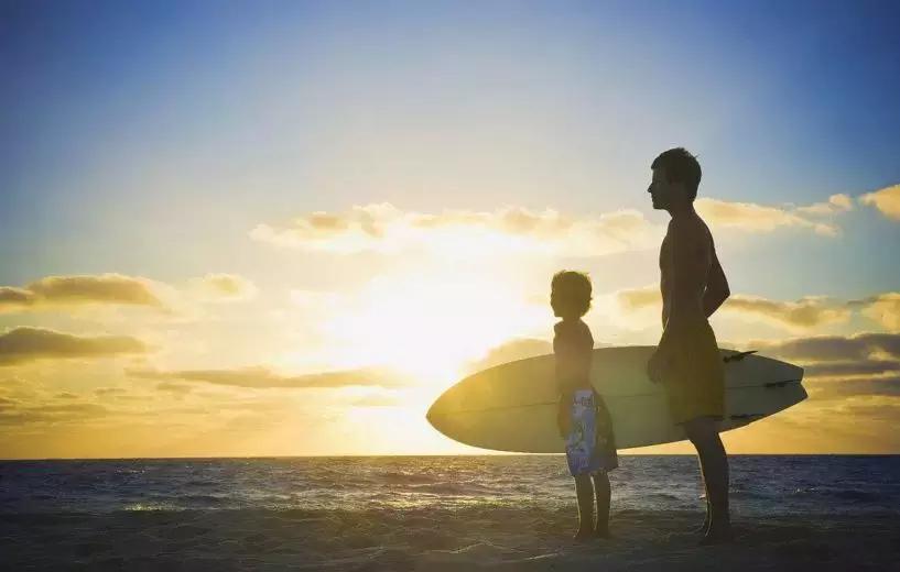 银行卡钱被盗保险怎么赔,银行卡在境外被盗刷该谁理赔