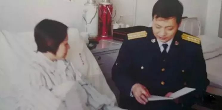 在天愿作比翼鸟，在地愿为连理枝：烈士遗孀回忆与王伟的爱情