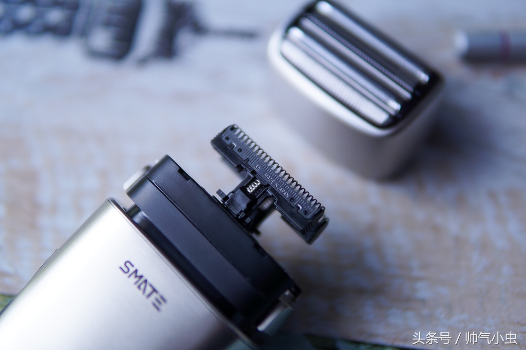 小米众筹刀多功能刀,安来精钢刀头好用吗