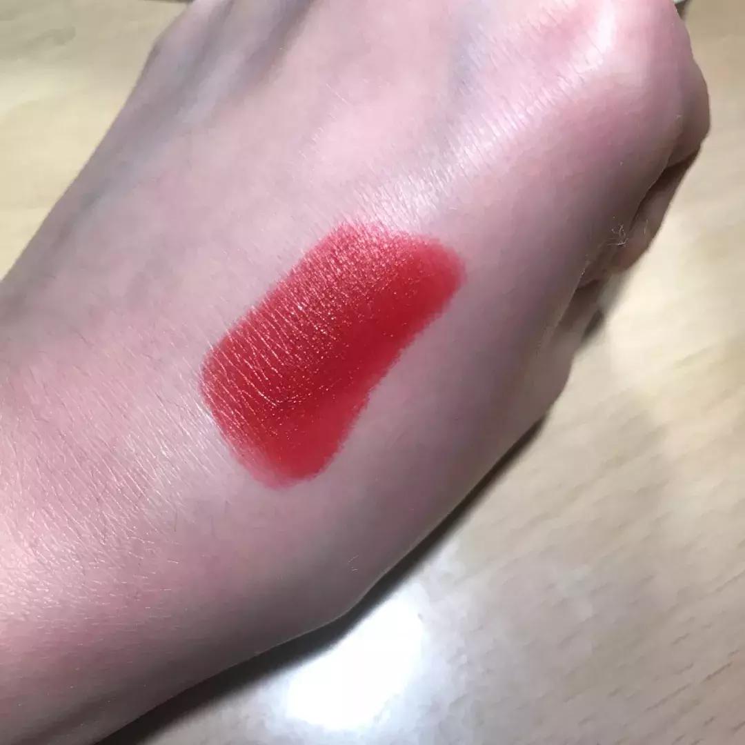 黄皮适合的奶杏色口红推荐,小蛮腰口红色号推荐黄皮