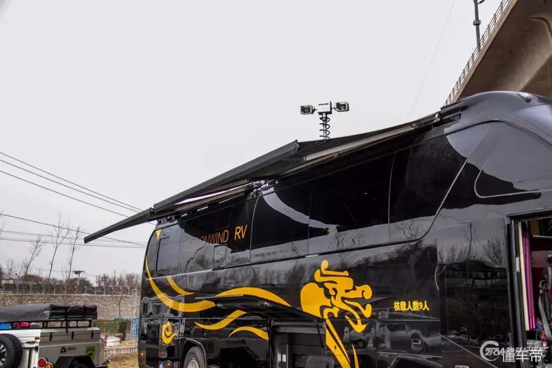 一辆保时捷大约值多少钱,一辆保时捷跑车多少钱